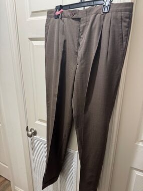 Men's Tailored Brown Dress Pants - Classic Pleated Front